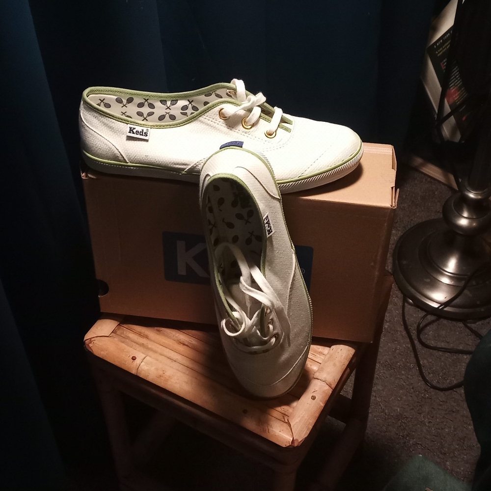 Keds
